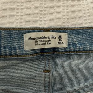 Abercrombie ultra high rise 90s jeans size 25
